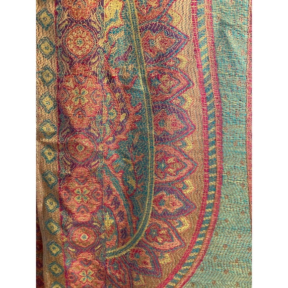 Scarf - Picture 4 of 5